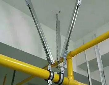 闸阀支撑架的质量要求。价格决定了新青抗震支撑框架的质量。